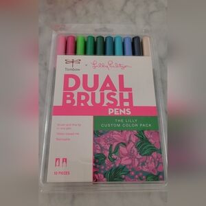 Lilly Pulitzer sketch book and dual brush pen art markers water-base fine tip